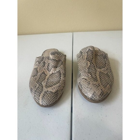 Kenneth Cole Reaction Ruthie 2 Slip On Mules Flats Snake Print Sz 7 - Picture 3 of 16